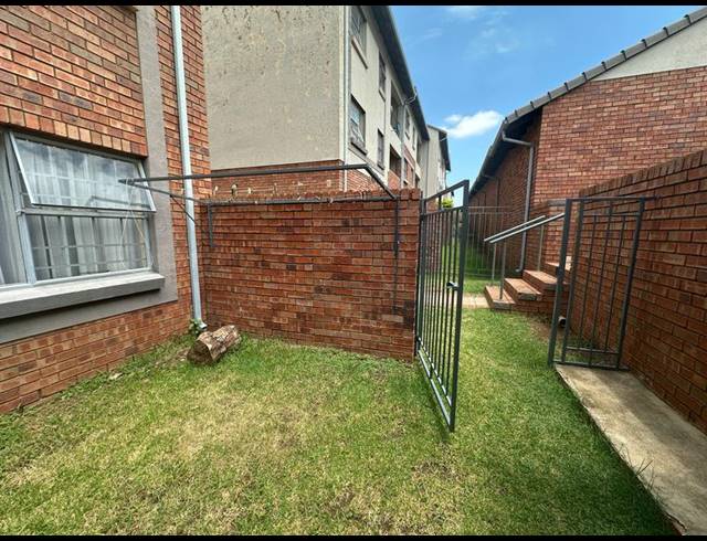 2 BEDROOM APARTMENT FOR SALE IN SAGEWOOD